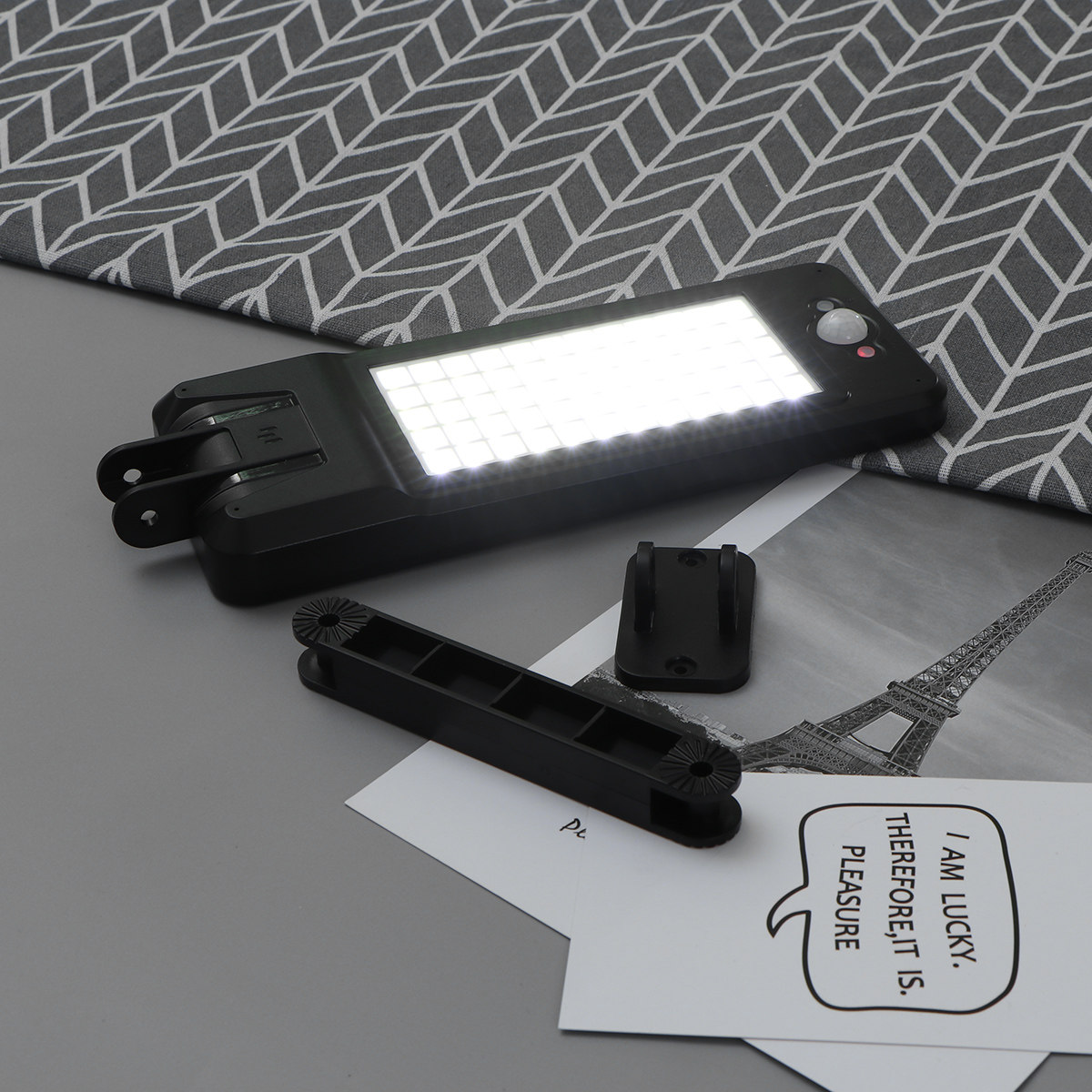 Wandlamp op zonne-energie, 60  - Pool Light Solar Rechargeable recensie en prijs
